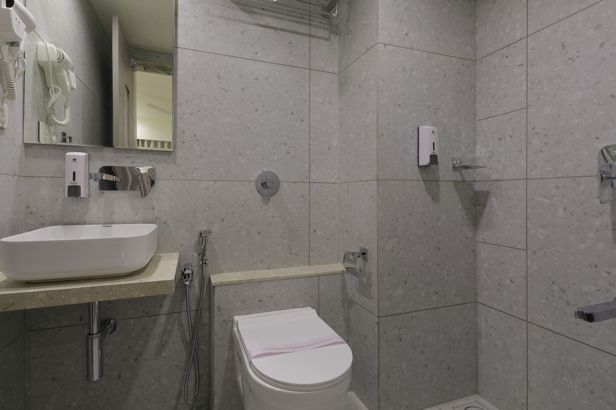 Hotel Elysian Residency Gold Room 6