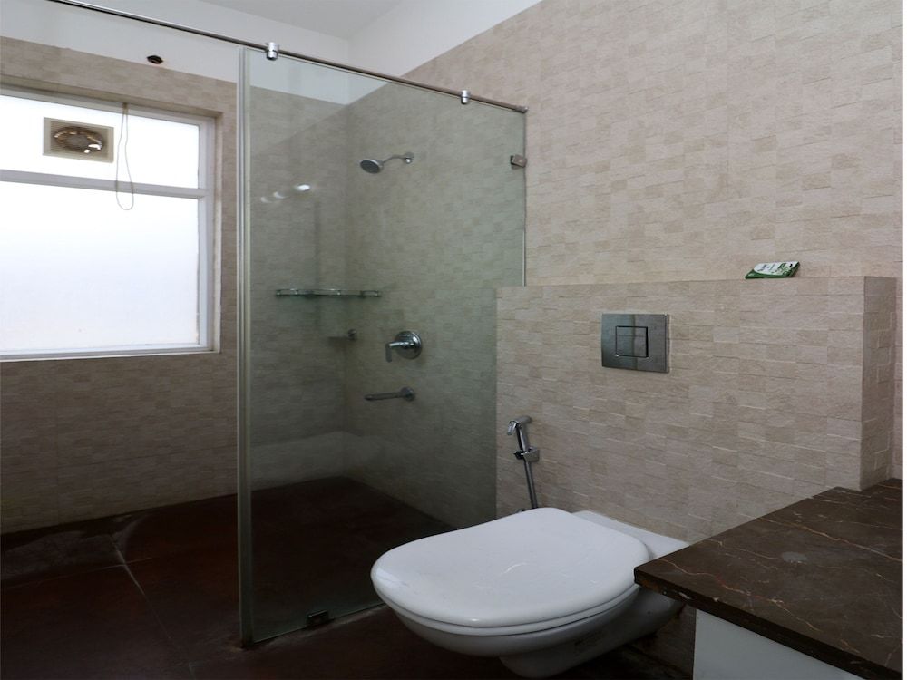 OYO 13575 Green Vogue Double or Twin Room 18