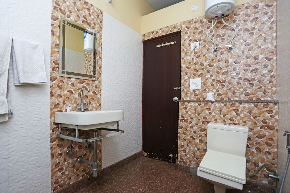 OYO 4814 Nstay 46 Double or Twin Room 9