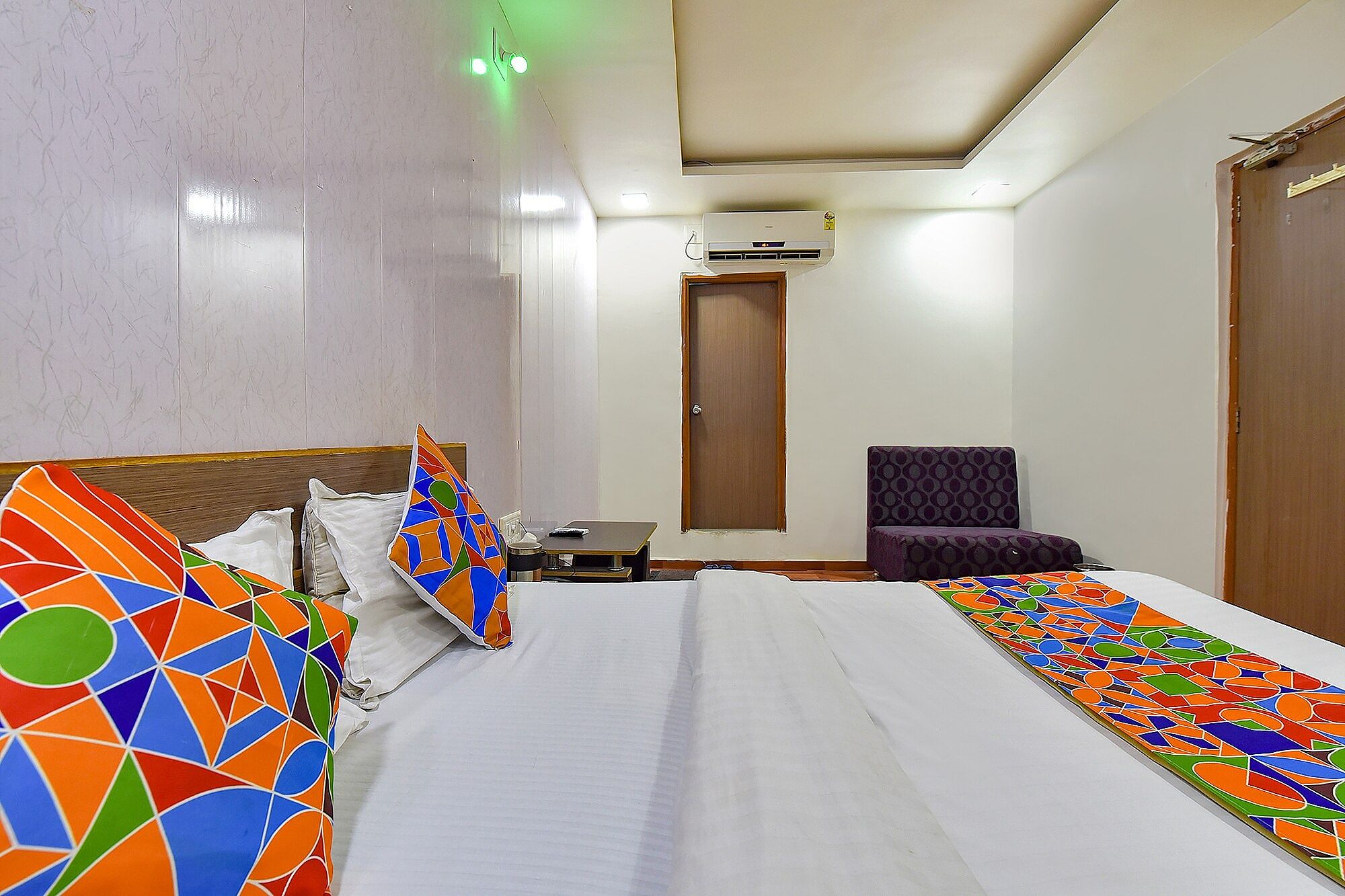 Via Relax Inn Deluxe Room 3