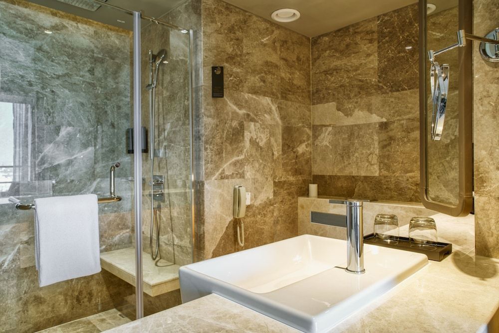 undefined Courtyard Ahmedabad Sindhu Bhavan Road 5