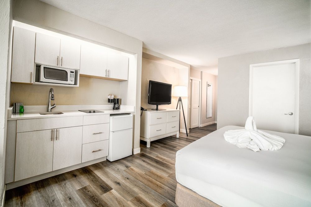 Perry's Ocean Edge Resort Oceanfront King Kitchenette 4