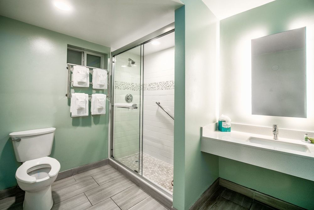 Perry's Ocean Edge Resort Oceanfront King Kitchenette 6