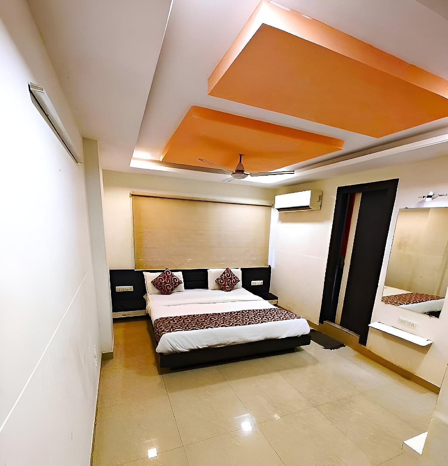 Hotel Sadbhav Standard Room 2
