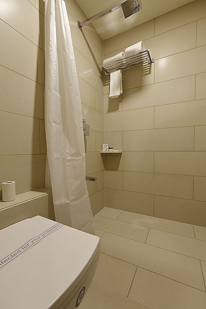 Hotel 440 Tycoon Room 10