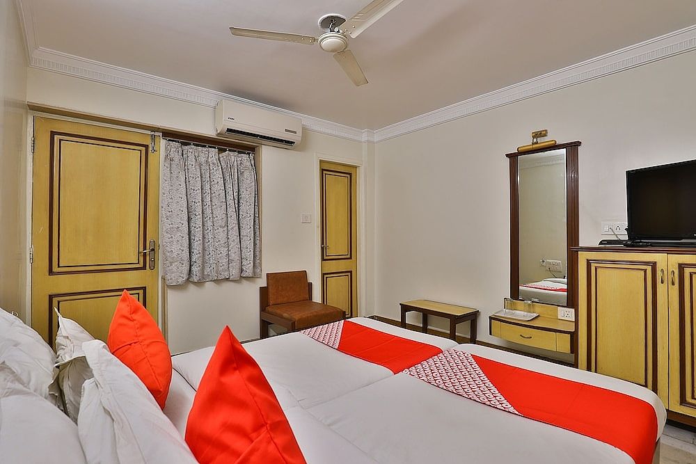 undefined OYO 28667 Hotel Moti Mahal 10