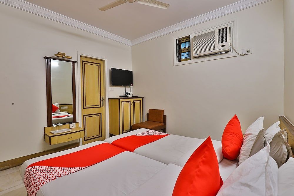 OYO 28667 Hotel Moti Mahal Double or Twin Room 10