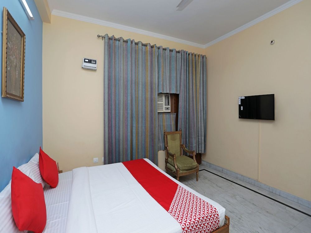 OYO 12194 JM Residency Double or Twin Room 8