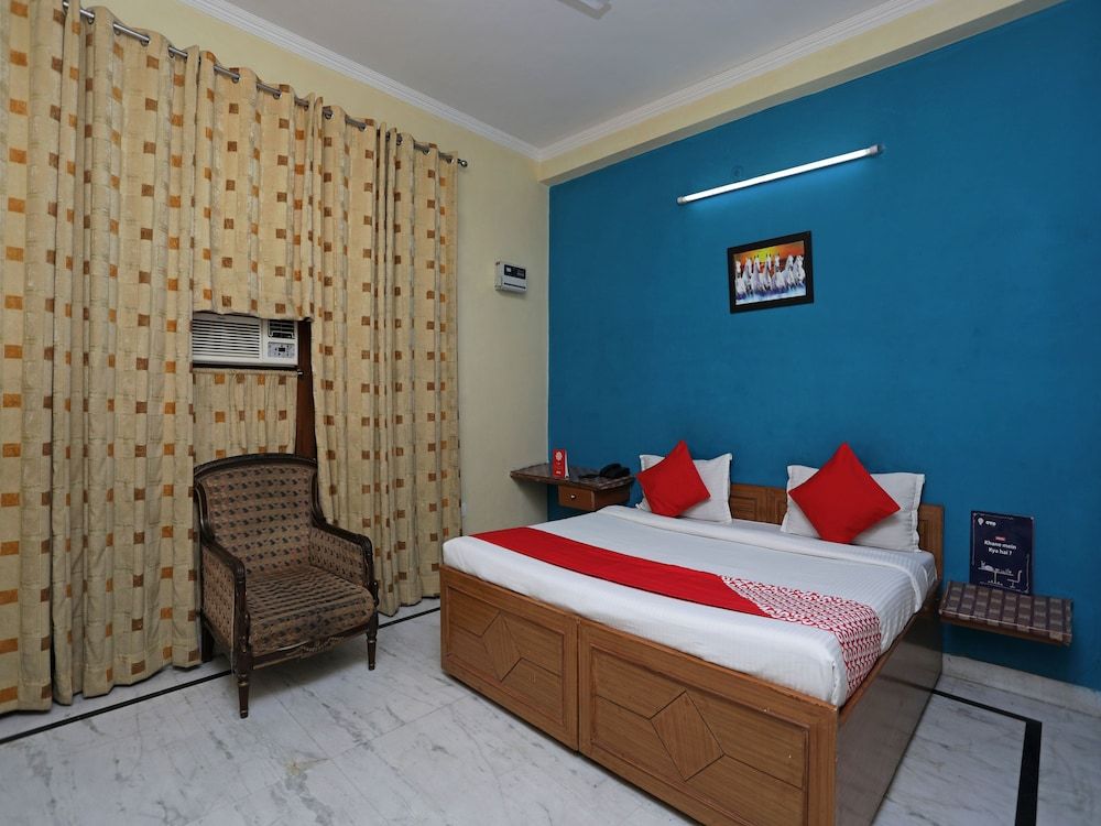 OYO 12194 JM Residency Double or Twin Room 7