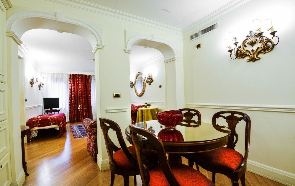 undefined Torre dell'Orologio Suites