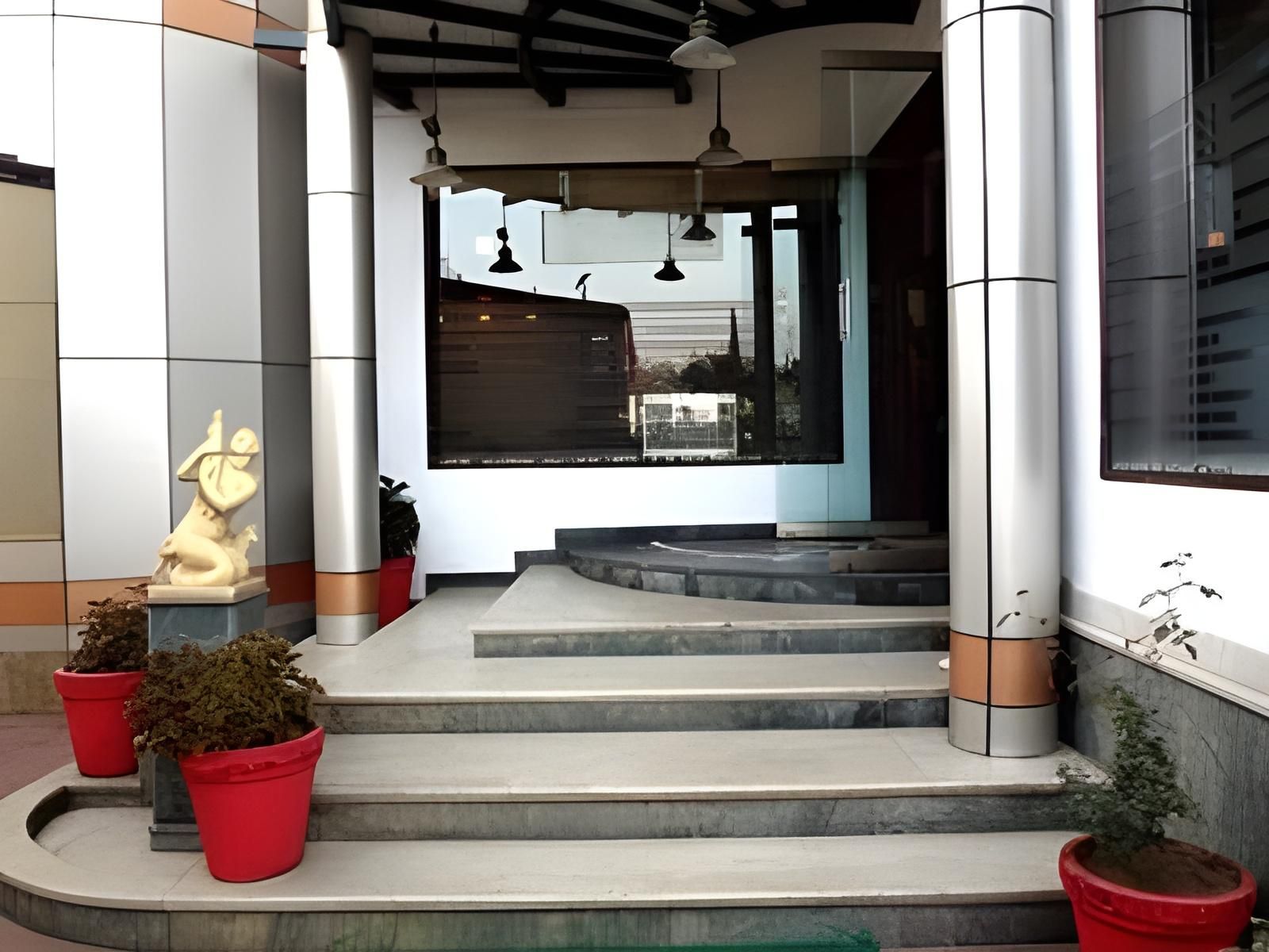 undefined Hotel Airport Residency 7