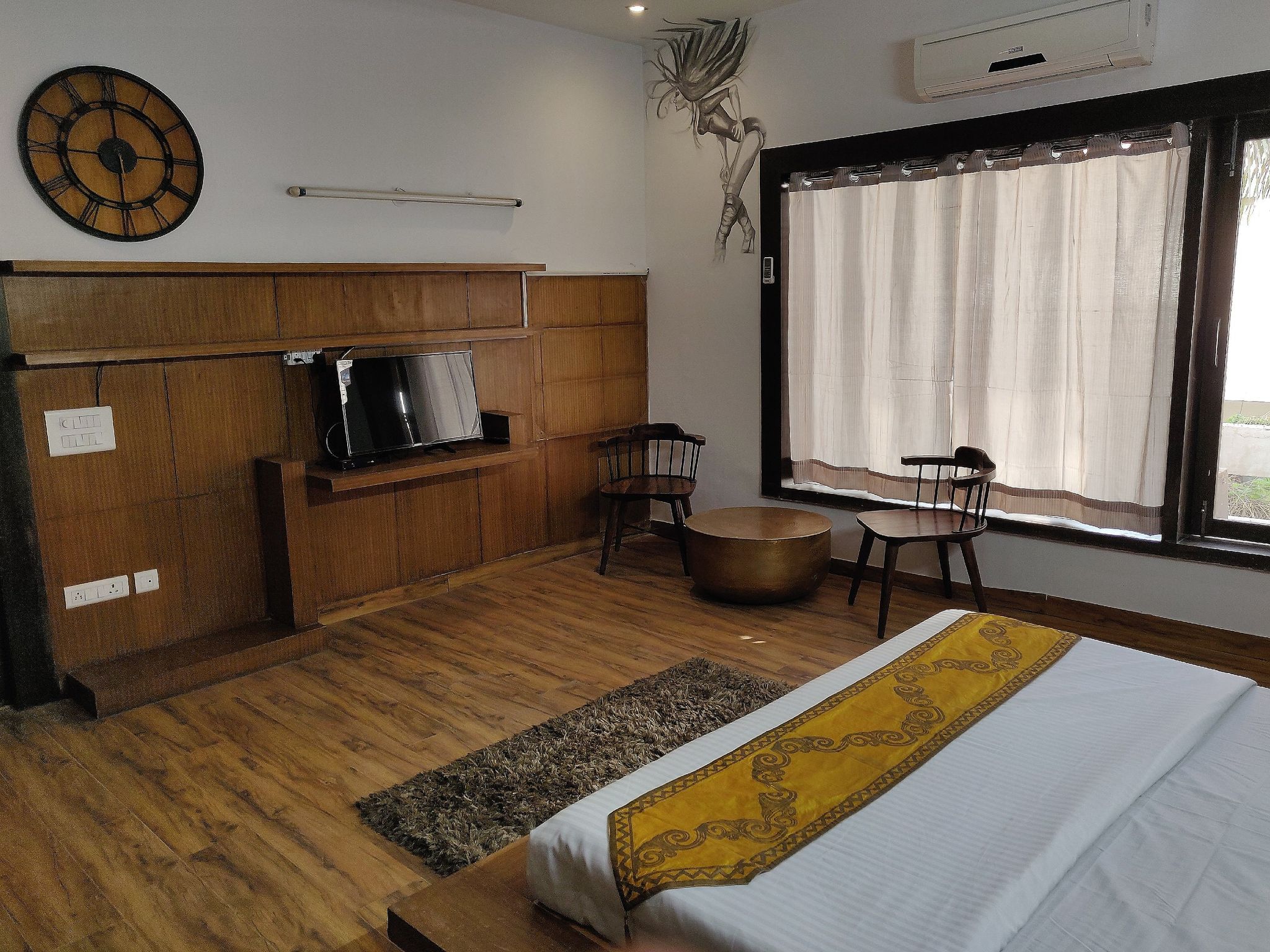Royal Room