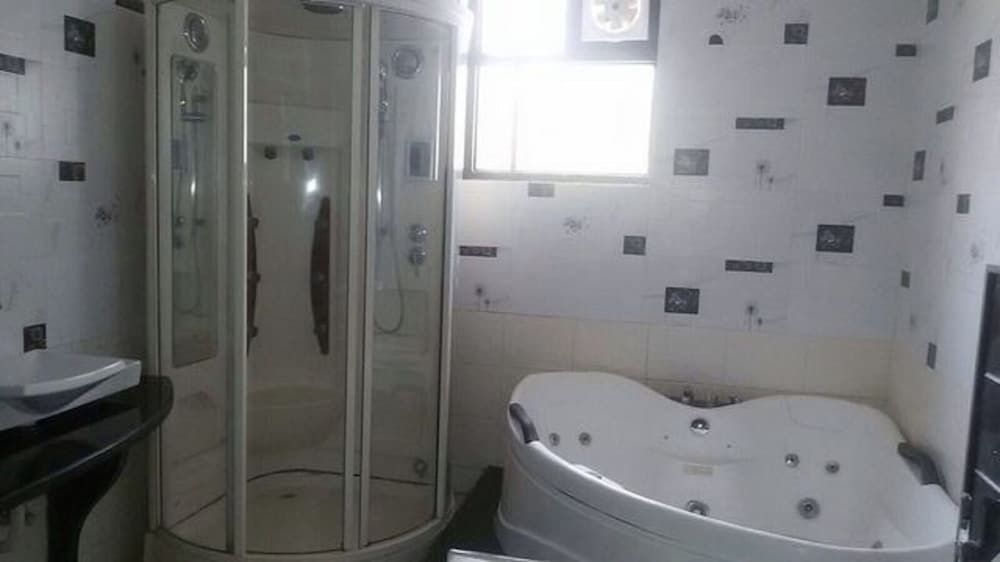 Smart Rooms Deluxe Double Room 2