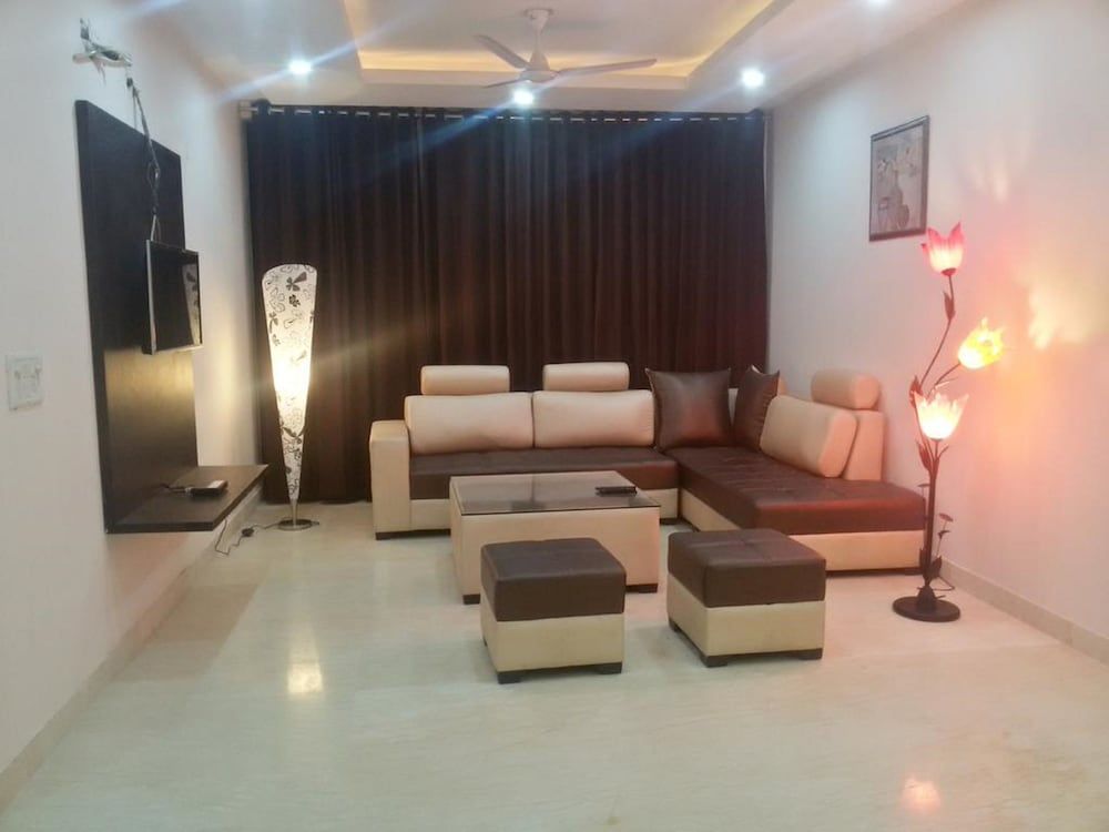 Smart Rooms Deluxe Double Room 5