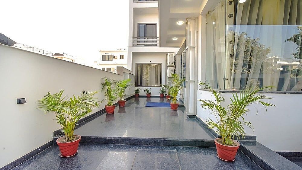 undefined Royal Residence Galleria 6