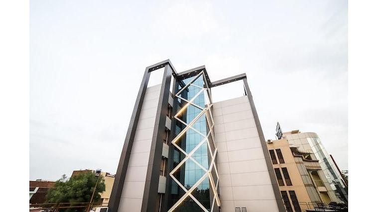 undefined Hotel Airport Inn One 7