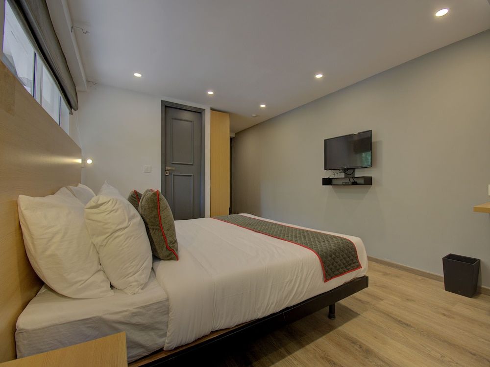 OYO Townhouse 150 Hotel Sahaj Palace Double or Twin Room