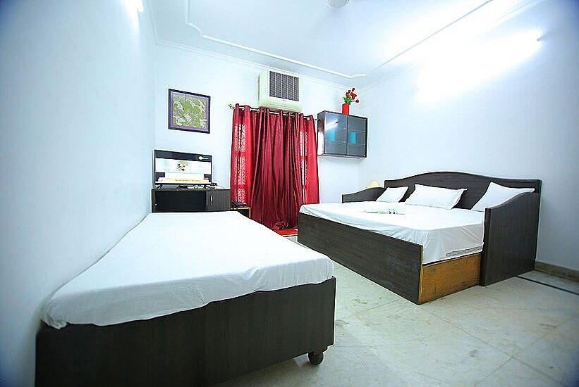 undefined OSAKA TAJ 10