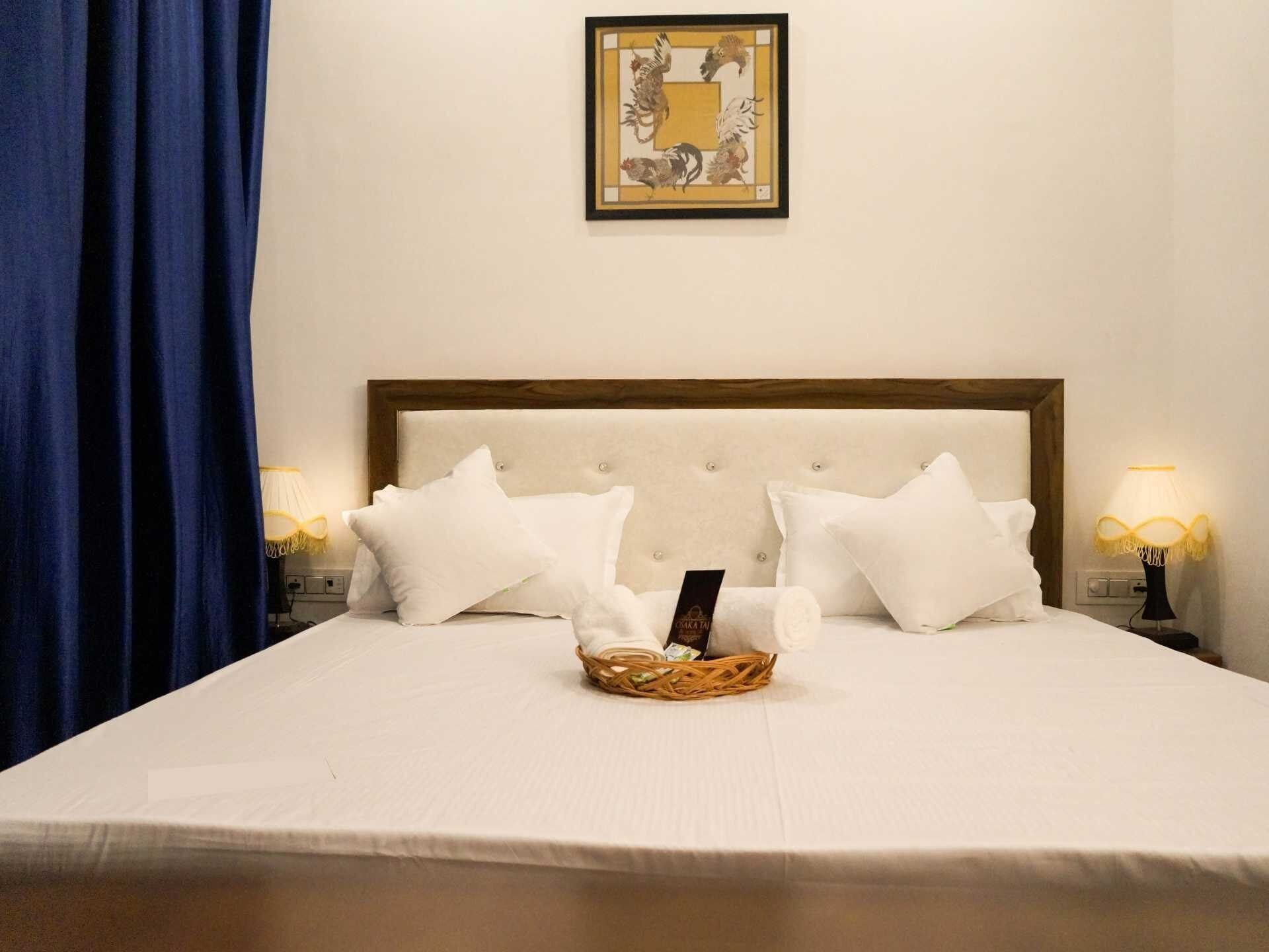 OSAKA TAJ Small Room