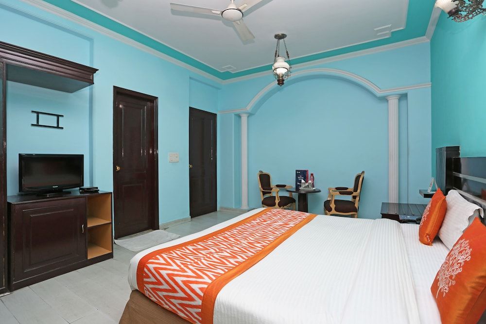 OYO 1242 near MG Road Standard Double or Twin Room, Private Bathroom 6