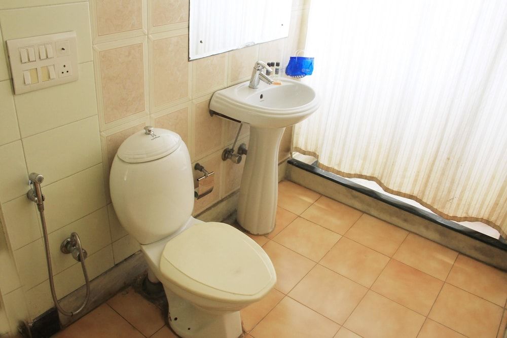 OYO 1242 near MG Road Standard Double or Twin Room, Private Bathroom 22