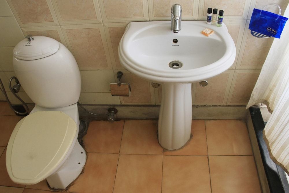 OYO 1242 near MG Road Standard Double or Twin Room, Private Bathroom 21