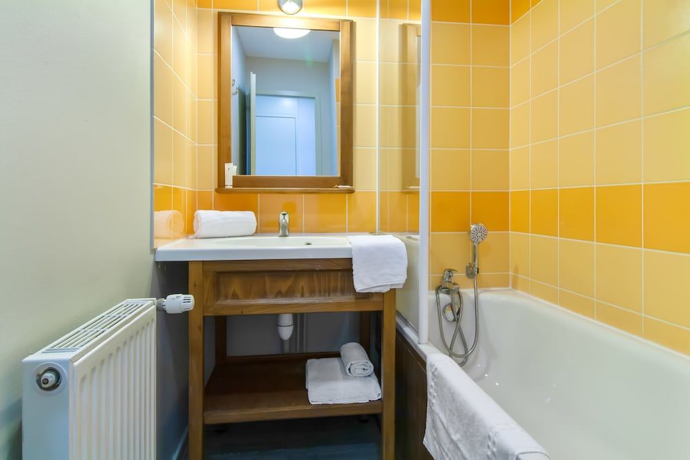 Pierre & Vacances Résidence Les Rives de la Seugne Apartment 7 people - 1 bedroom + 1 sleeping alcove - Terrace or balcony 4