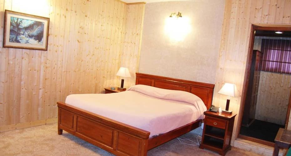 Nedous Hotel Exective Room 2