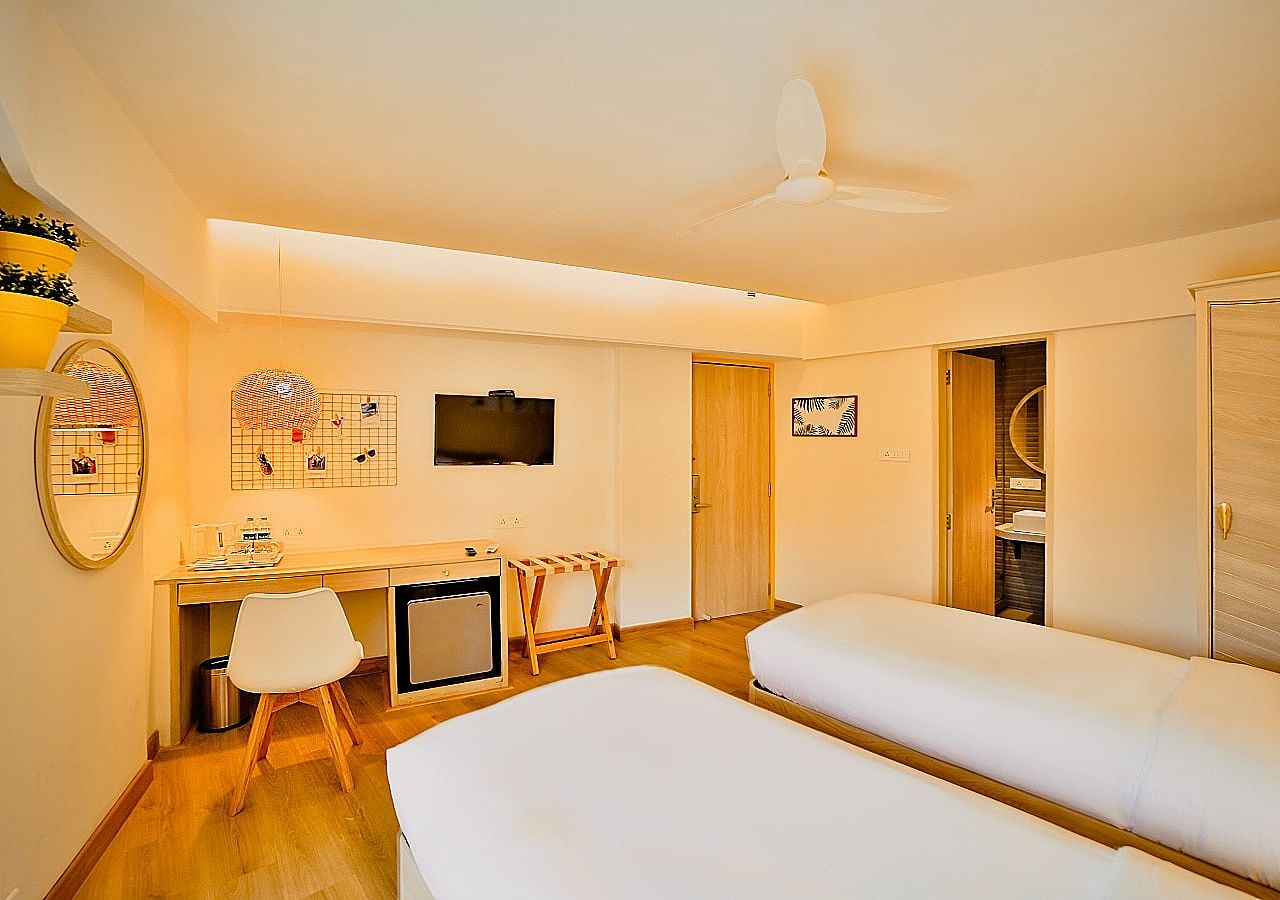 Bloom Hotel - Juhu Standard Twin Room 2