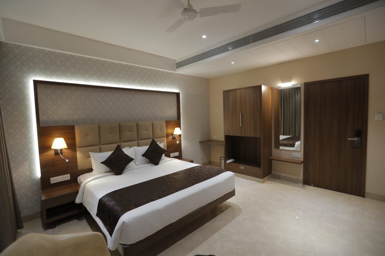 Hotel Radiance Executive Double Room 3