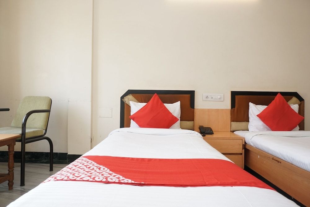 undefined OYO 24487 Hotel Raj Regency 10