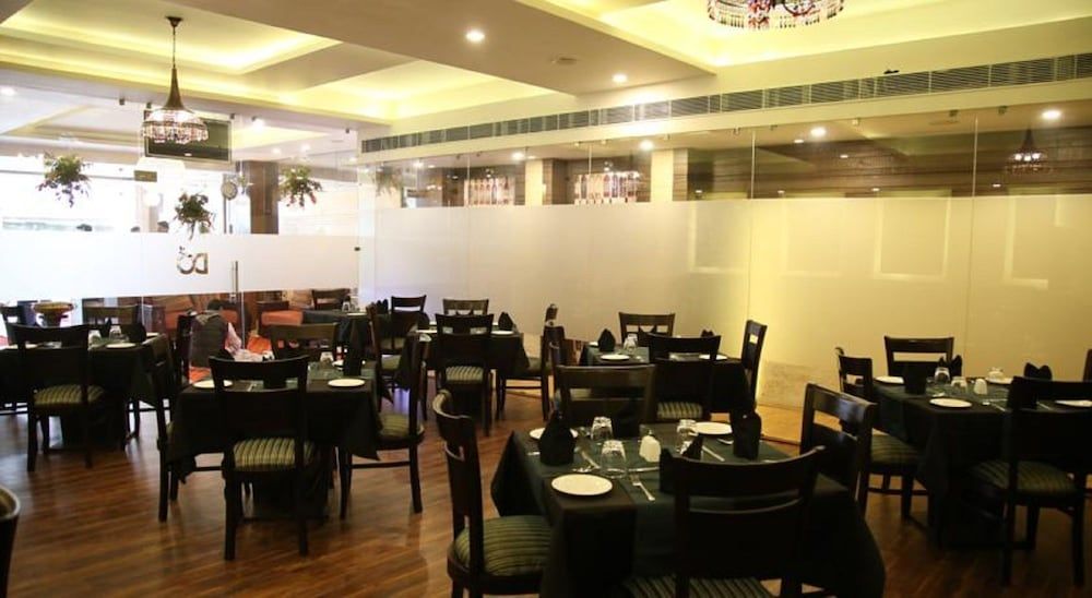 undefined Hotel Dolives 5