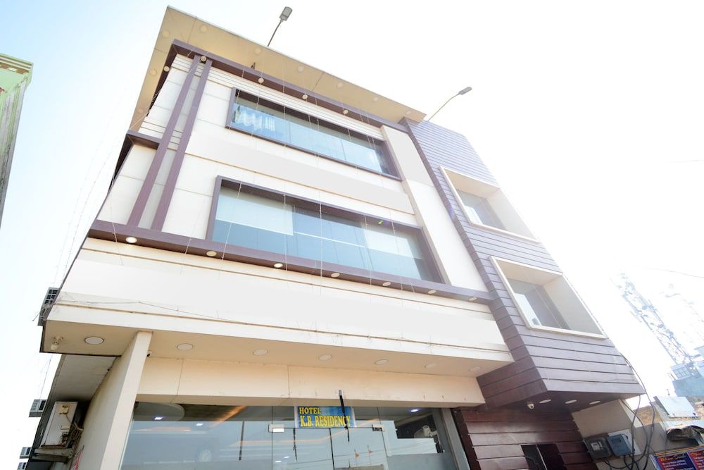 undefined OYO 27747 Hotel K B Residency 3