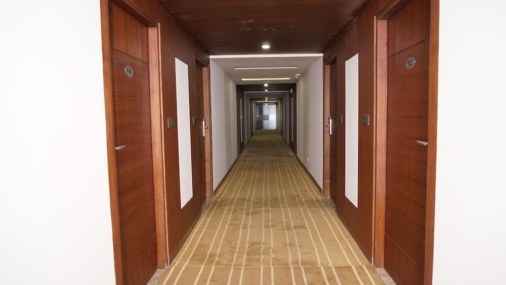 undefined Hotel Citi Palaza 6