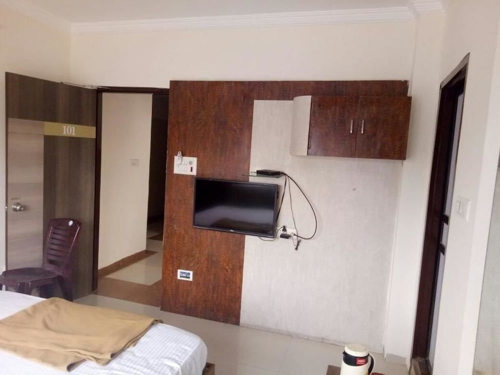 undefined JK Rooms 133 Ankleshwar GIDC