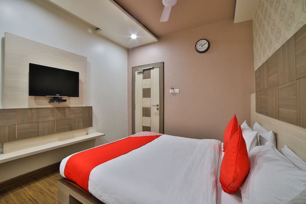 Hotel Mayura, Ankleshwar Standard Non AC 4