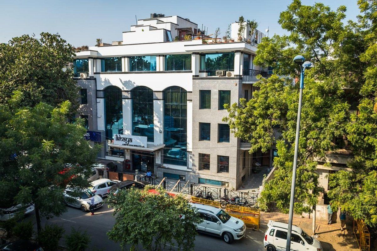 Hotel Exterior