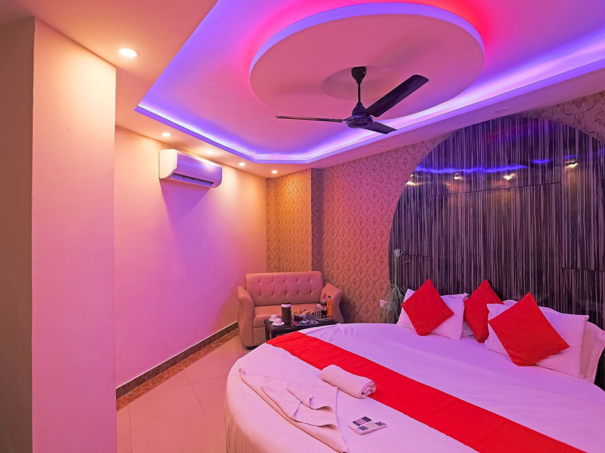 Hotel Mount Hill BUSINESS ROOM WITH FREE WIFI 4