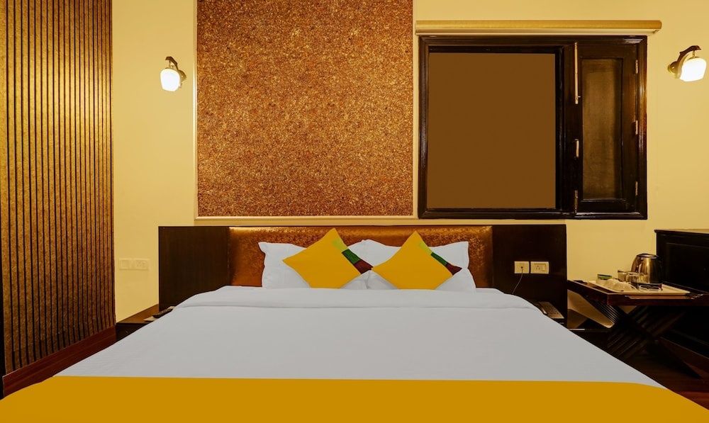 Itsy Hotels Connaught Mews Deluxe Double Room 3