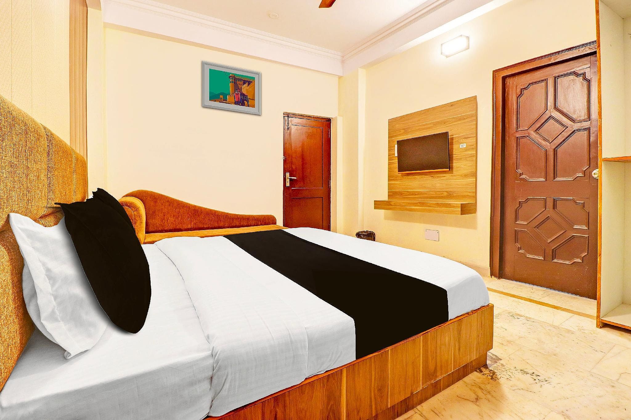 Hotel O by OYO Dolphin Classic 12