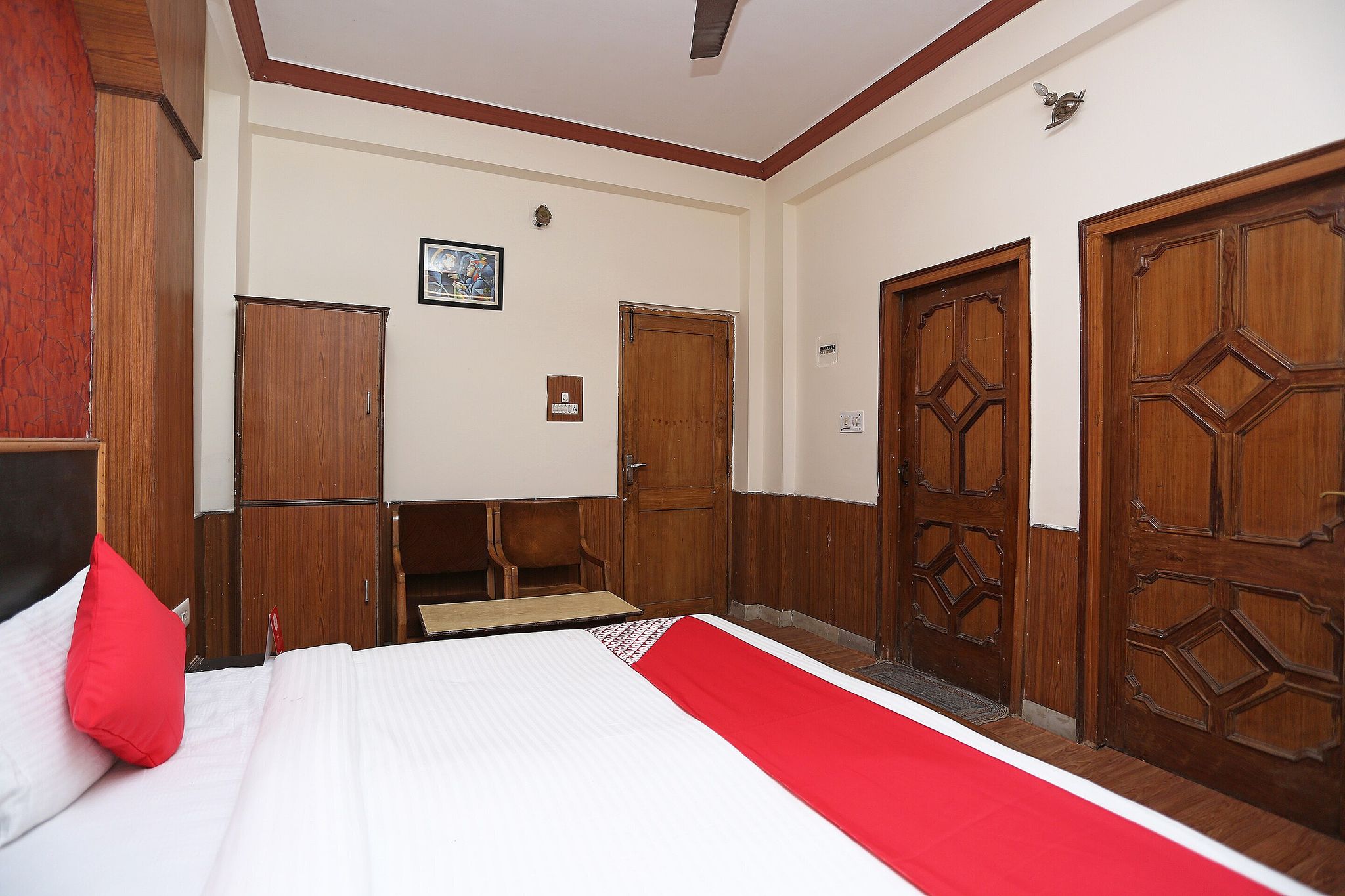 Hotel O by OYO Dolphin Classic 9