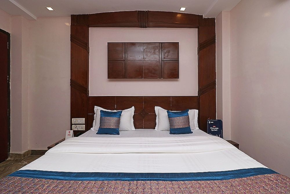 OYO 5494 Hotel Odeon Continental Double or Twin Room 7