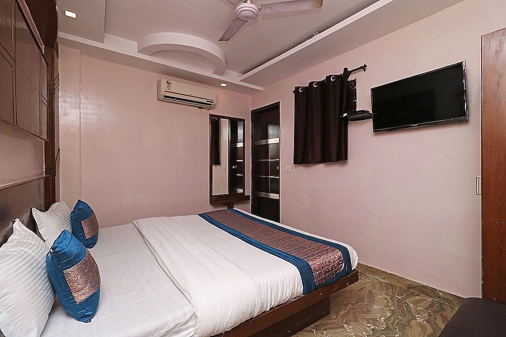 OYO 5494 Hotel Odeon Continental Double or Twin Room 9