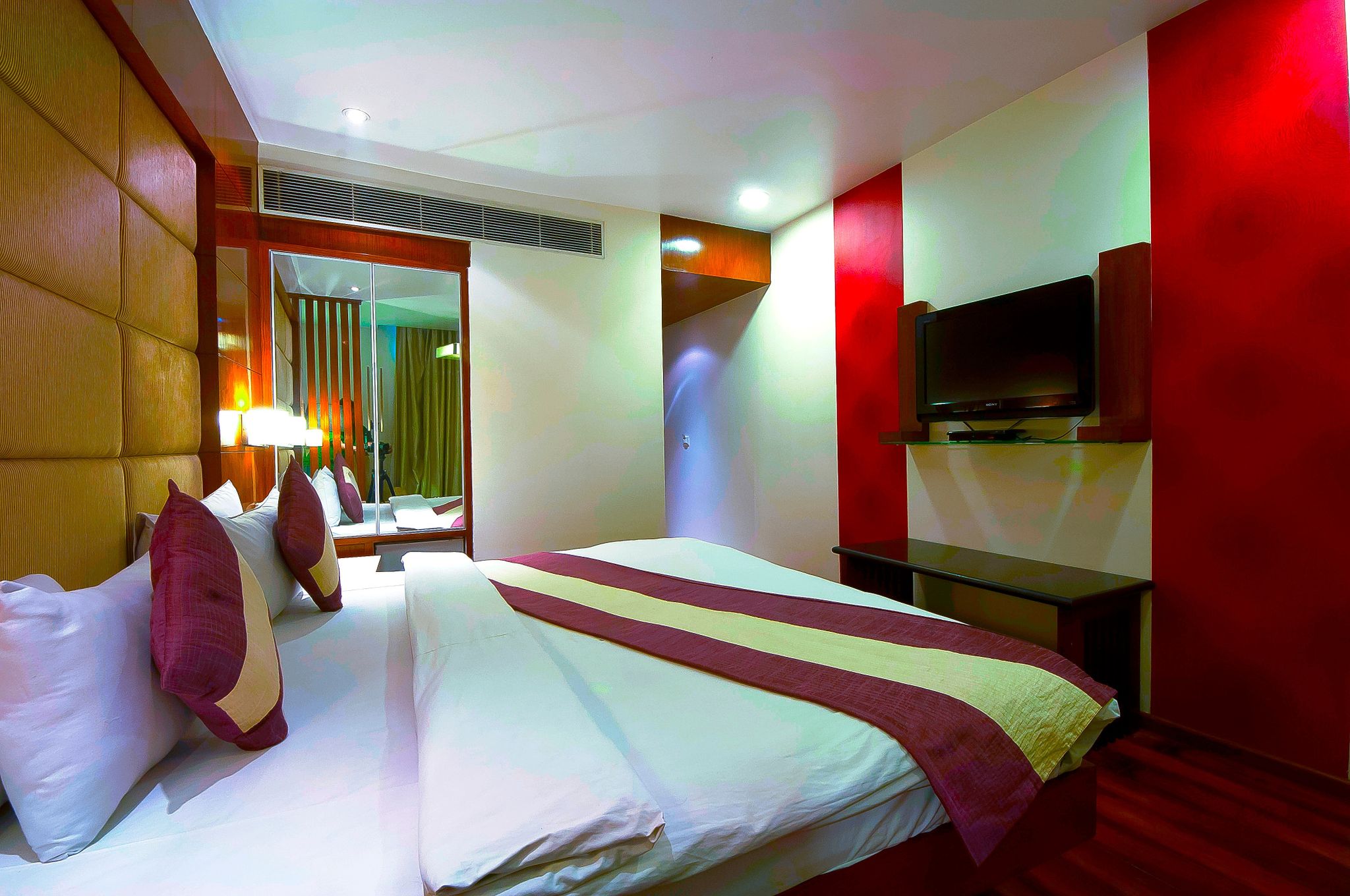 Aura Suite with Private Jacuzzi