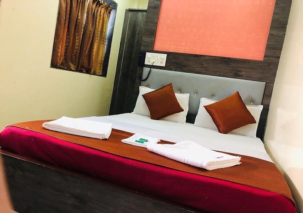 Hotel Sun Star Residency Triple Room 2