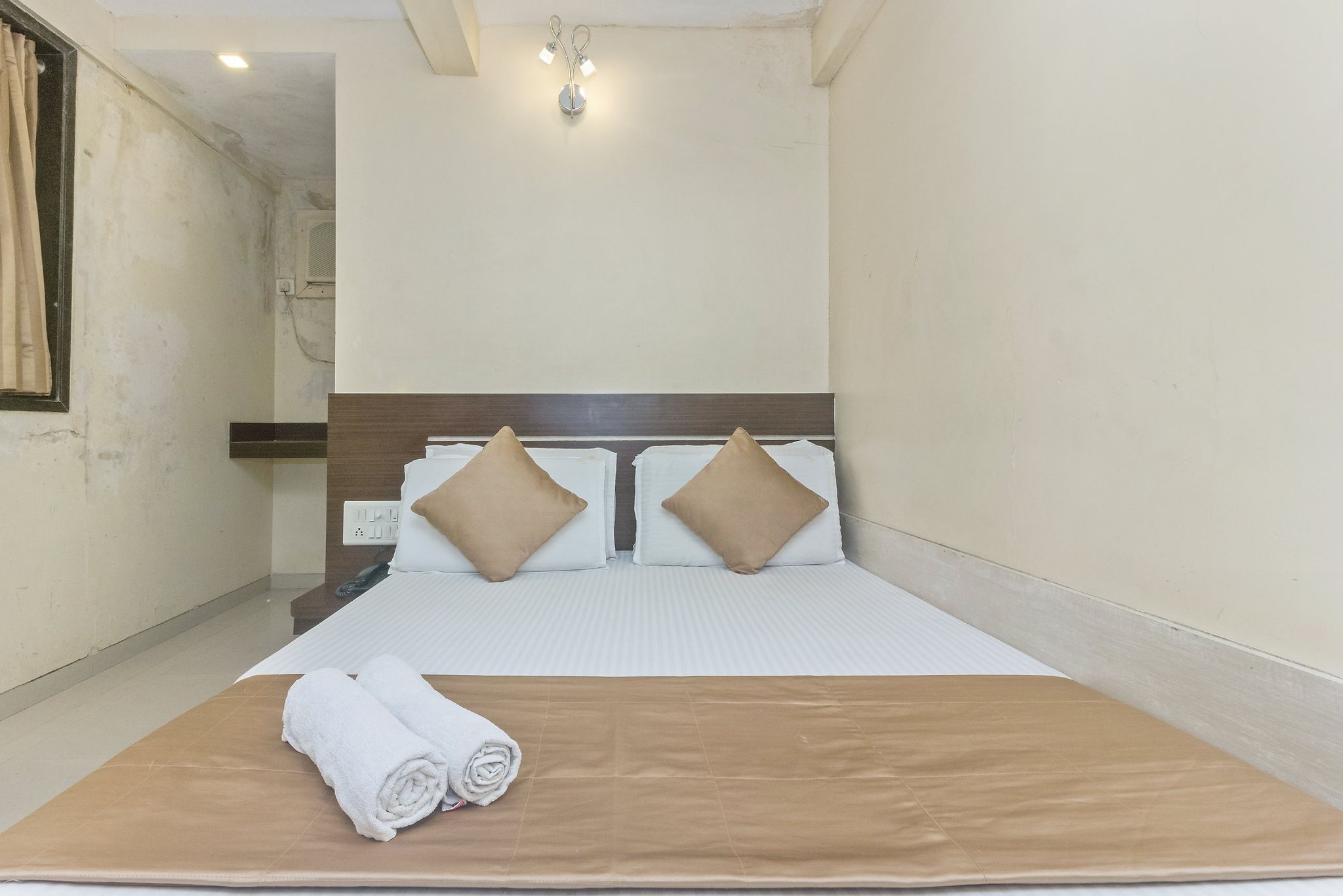 undefined Hotel Apex Regency 8