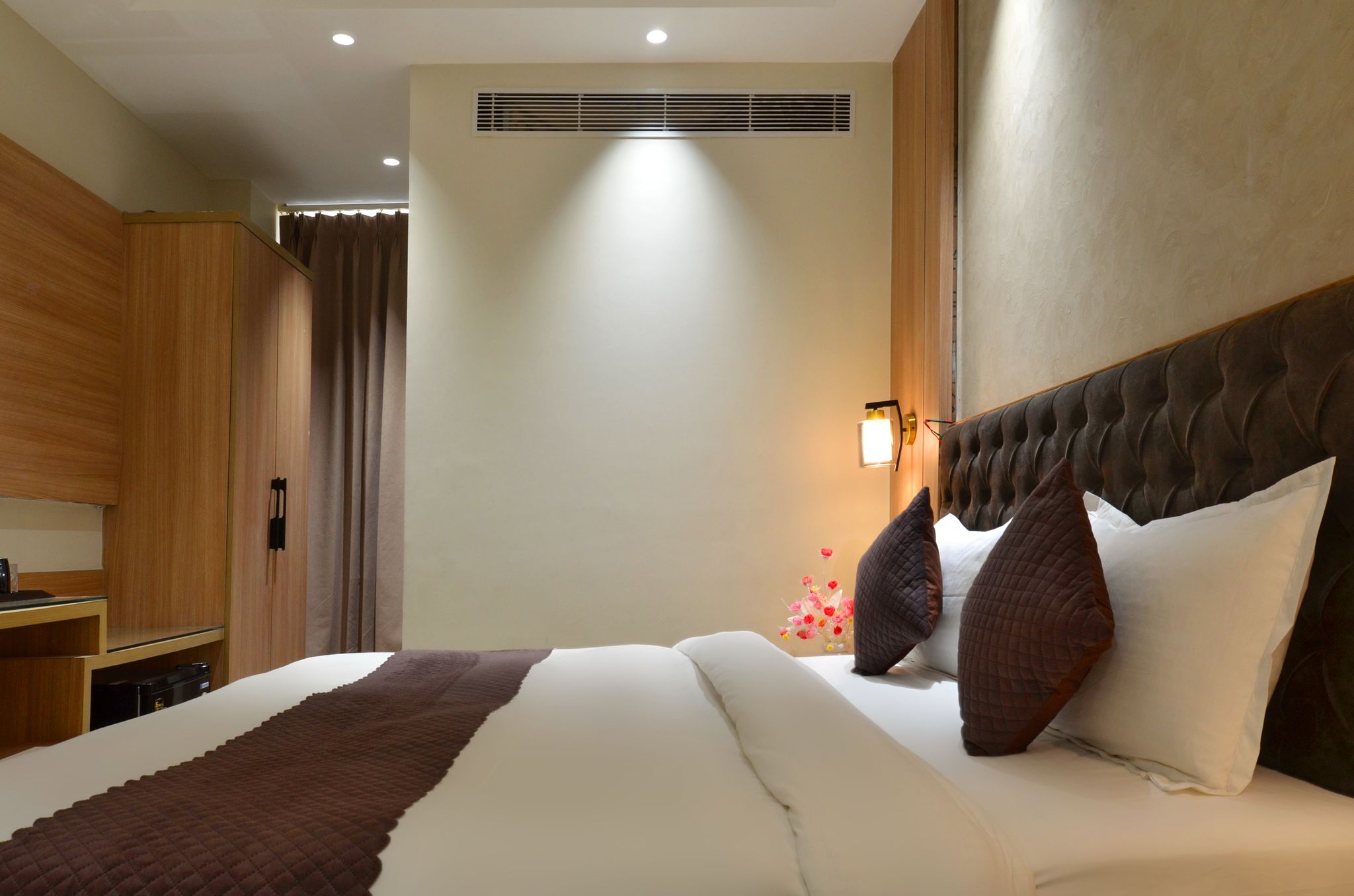 undefined Hotel Maya Cottage Near New Delhi Railway Station 9