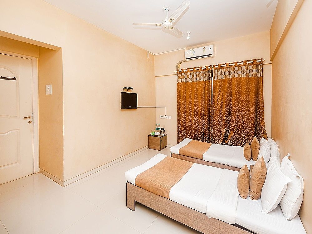 TULIIPSTAYS - Vikhroli Mayfair Hillcrest