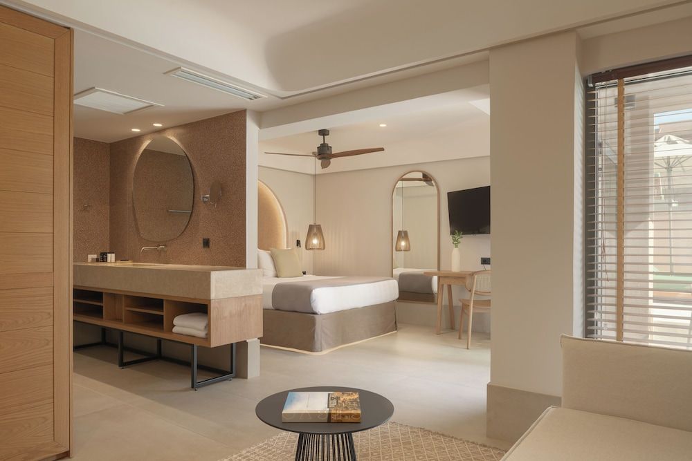 Swim up Junior Suite