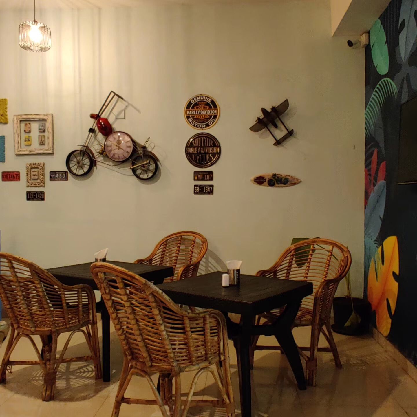 Food & Dining